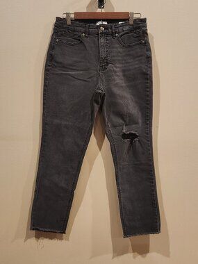 Sofia Jeans by Sofia Vergara Size 8 Black Distressed Straight Leg Jeans